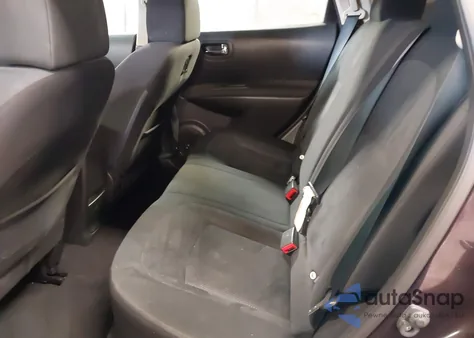 2015 Nissan Rogue Select S z USA, uszkodzony, nr VIN JN8AS5MV8FW755151